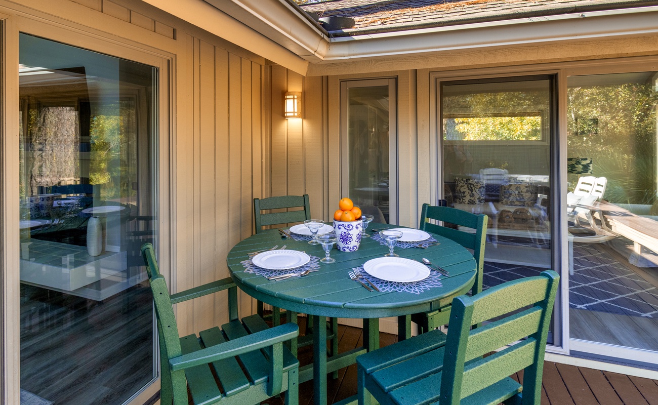 Private Deck with Hot Tub