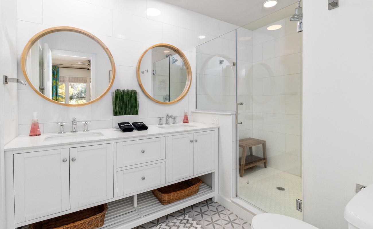 Primary Suite Bathroom