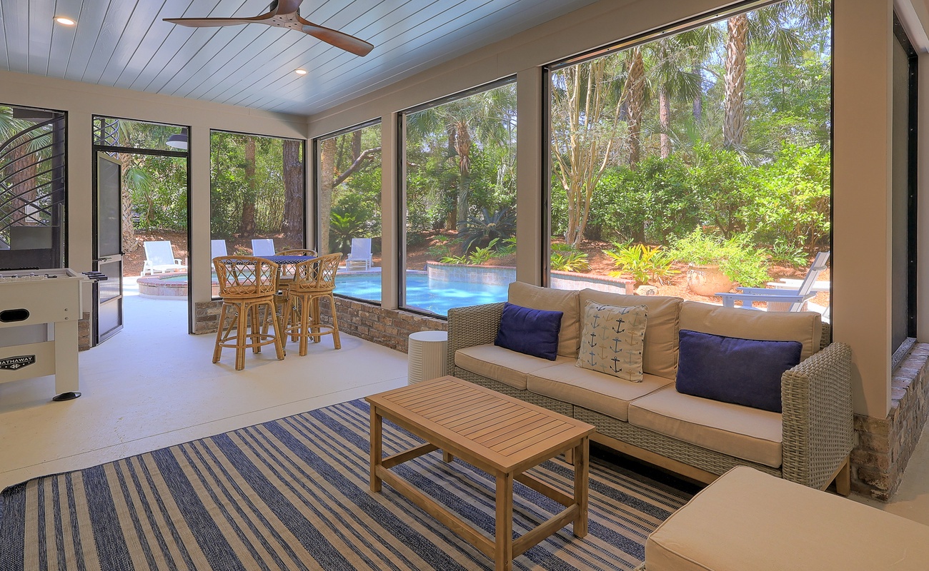 Screened In Lower-Level Carolina Room