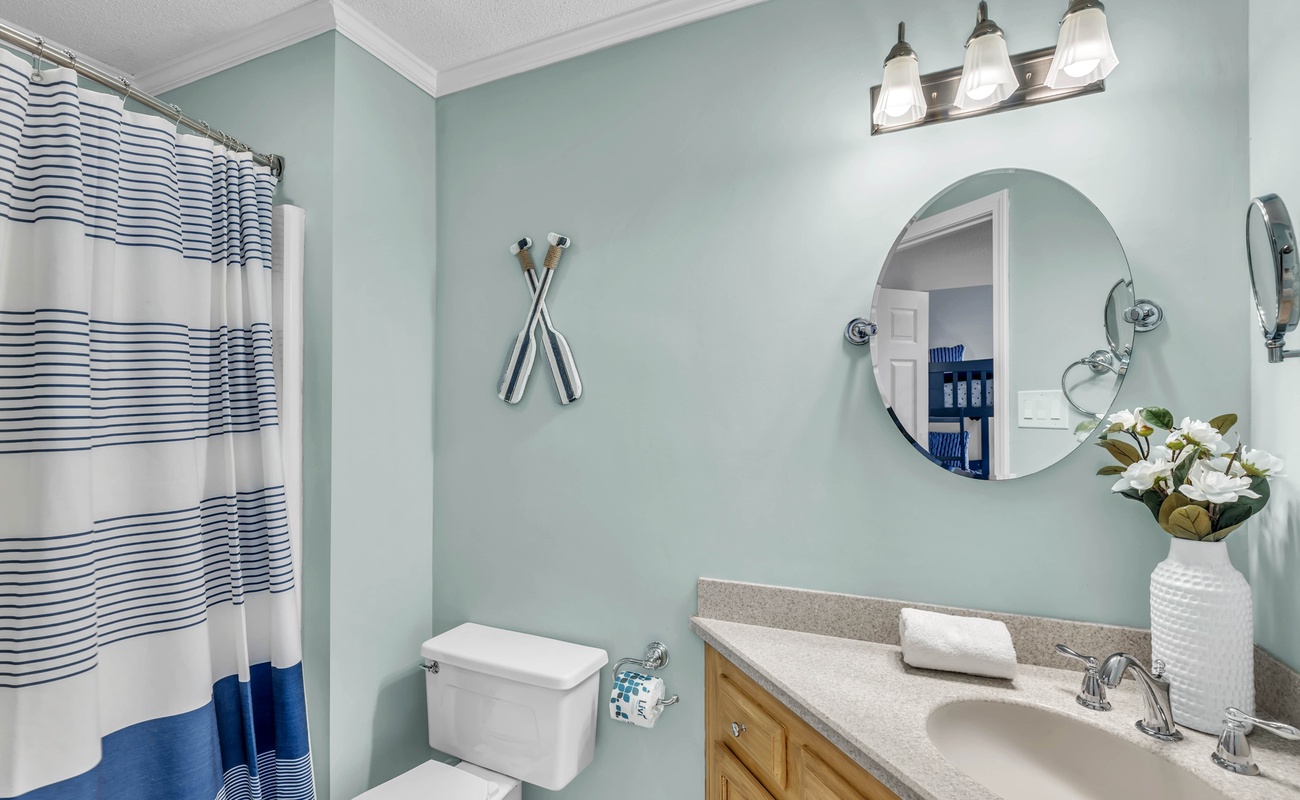 Guest En-Suite Bathroom