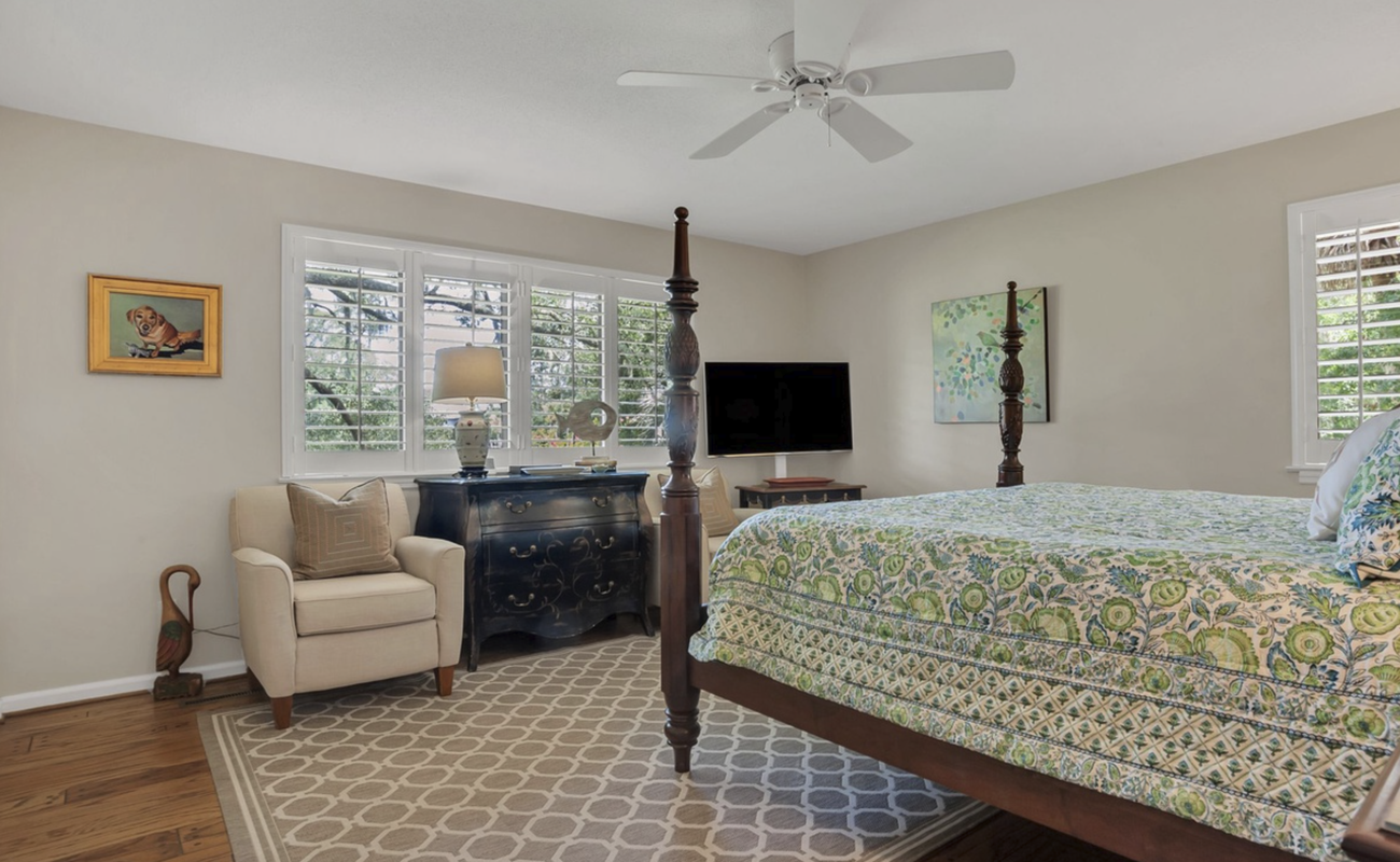 Primary Suite with King Bed and En-Suite Bathroom