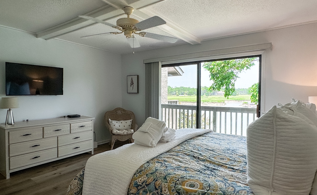 2nd Floor Primary Suite