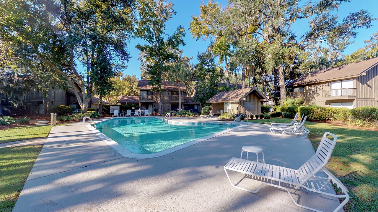 Water Oak Community Pool