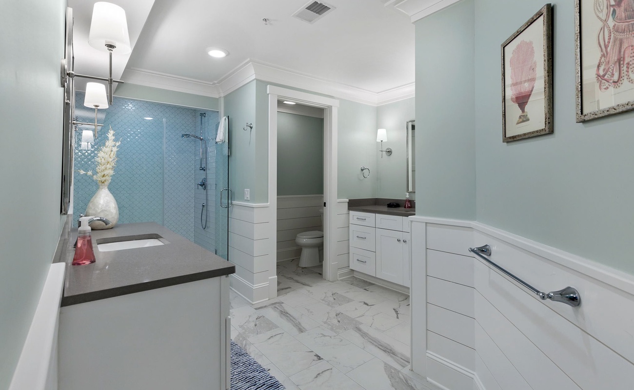 2nd Primary Bathroom