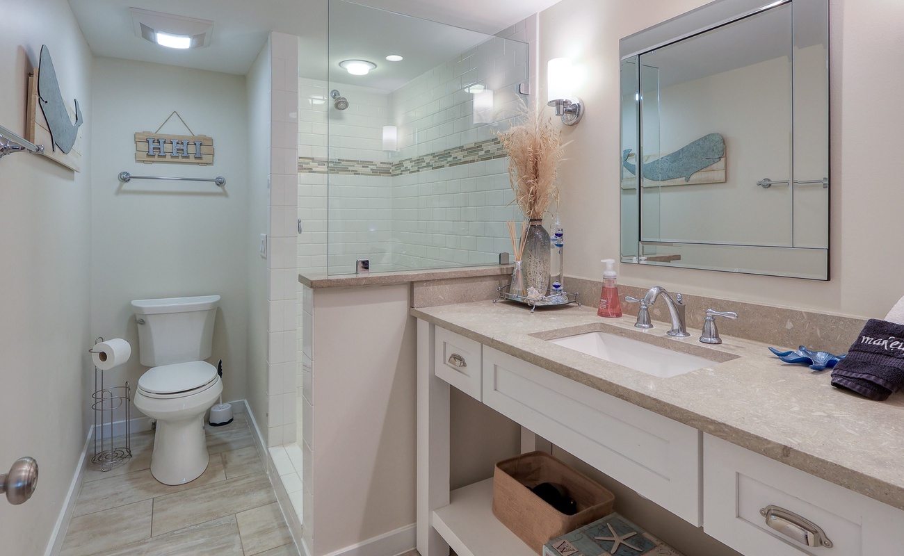 Primary Suite Bathroom