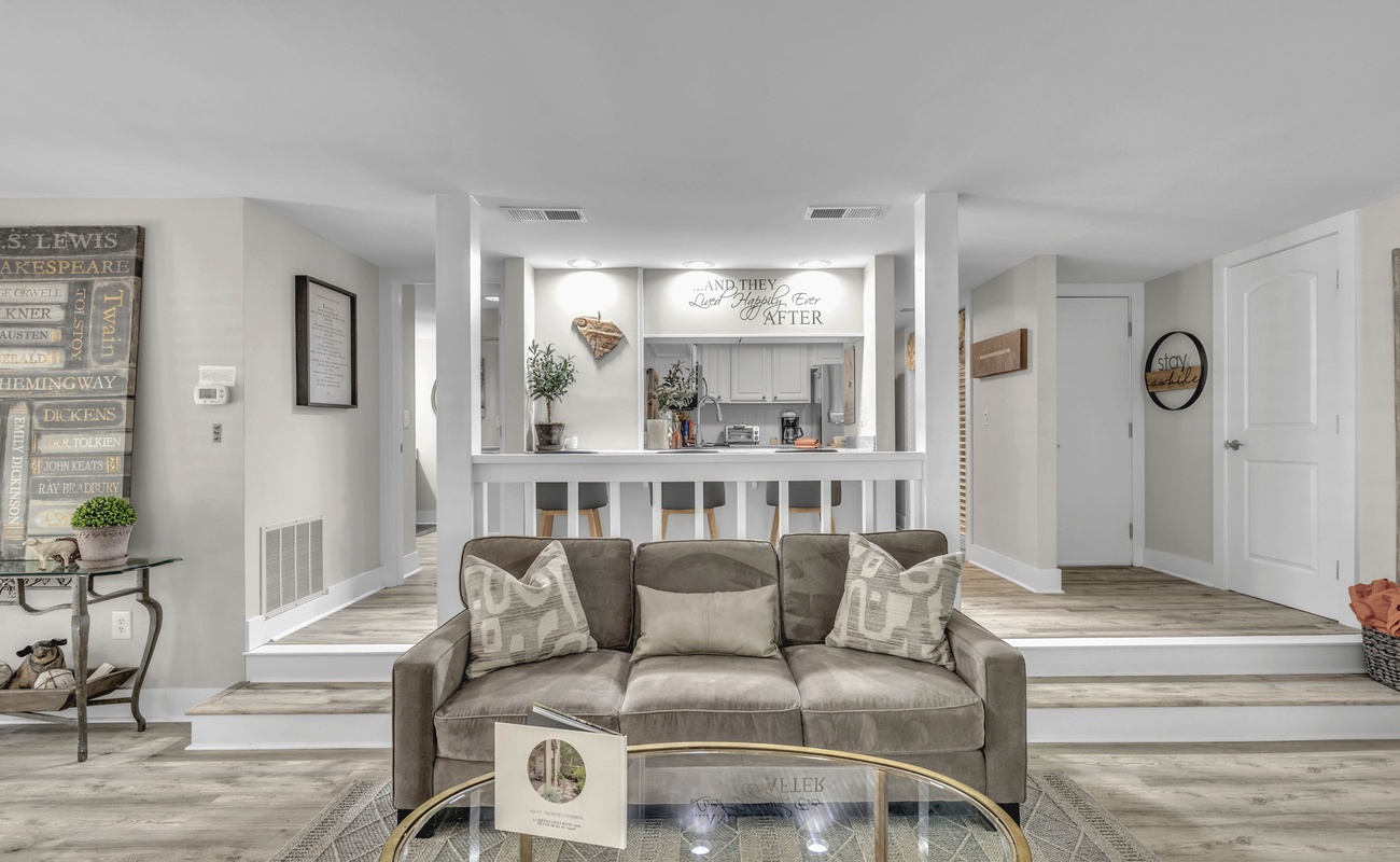 Open Living Area with Pull Out Sofa Be