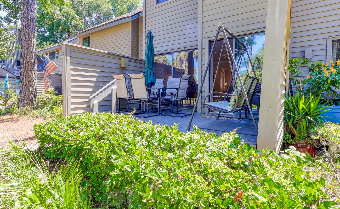 Deck with Golf Course Views