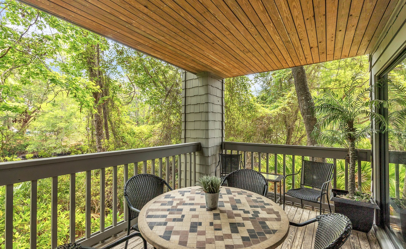 Private Balcony with Secluded Views!