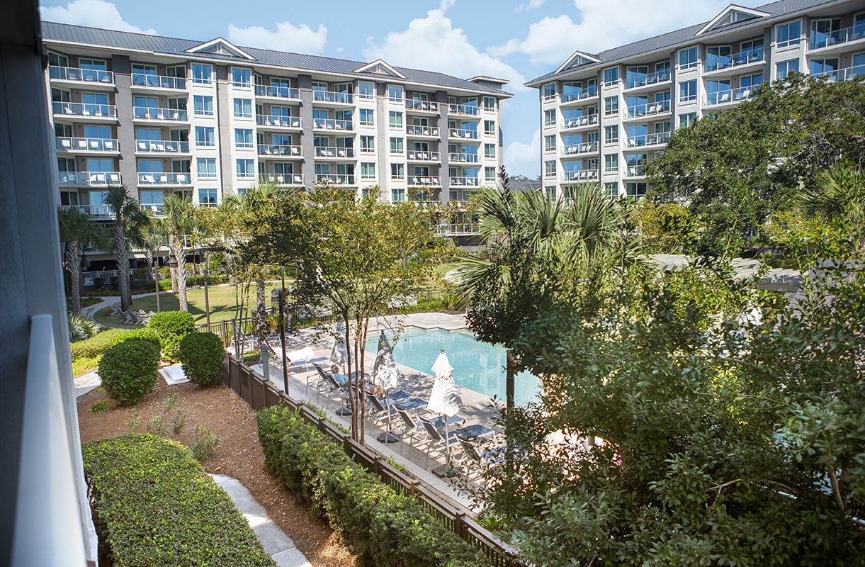 Balcony Pool View (Hotel Pool Can Be Seen)