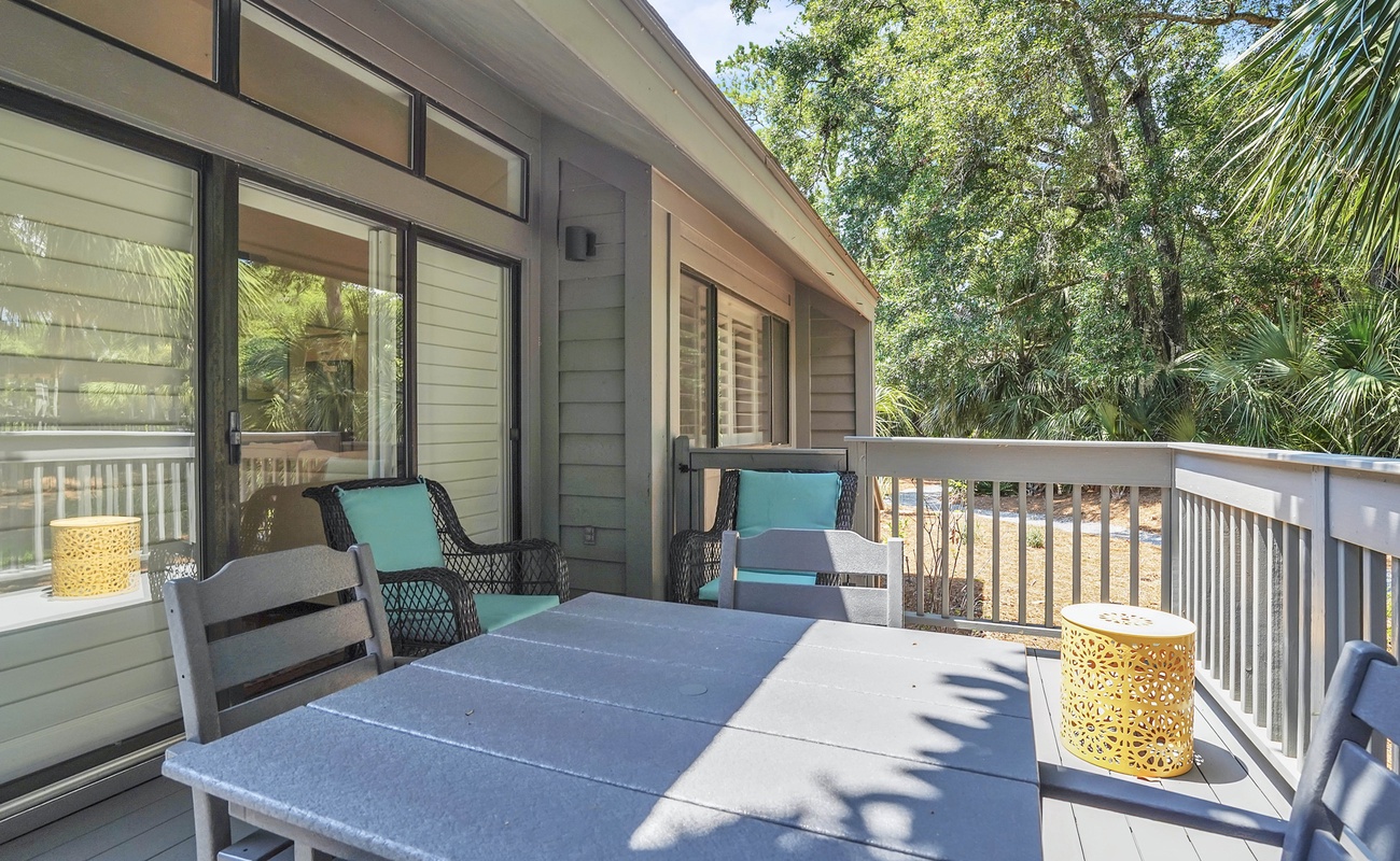 Private Patio with Grill and Pool Views!