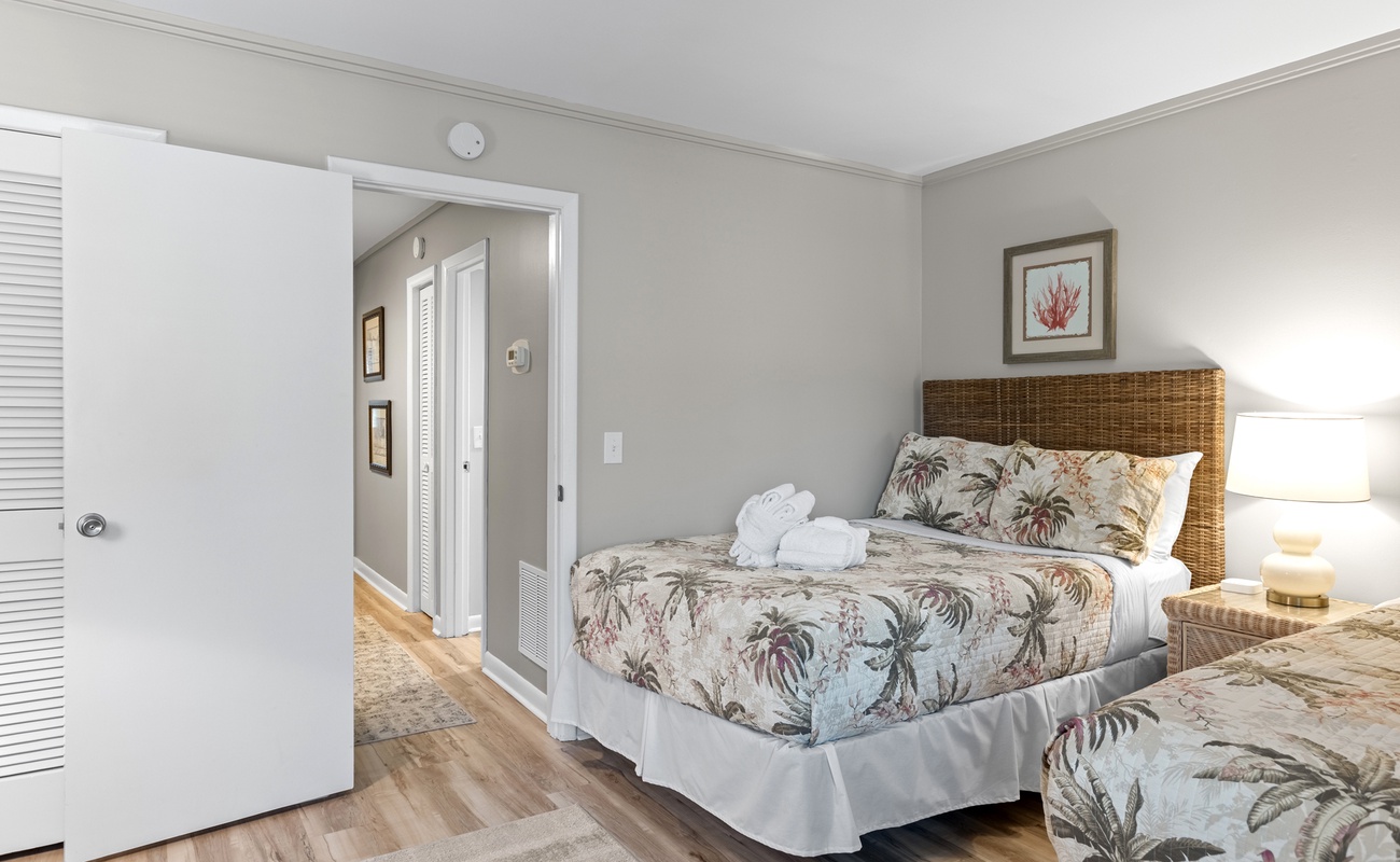 Guest Bedroom with Full Beds