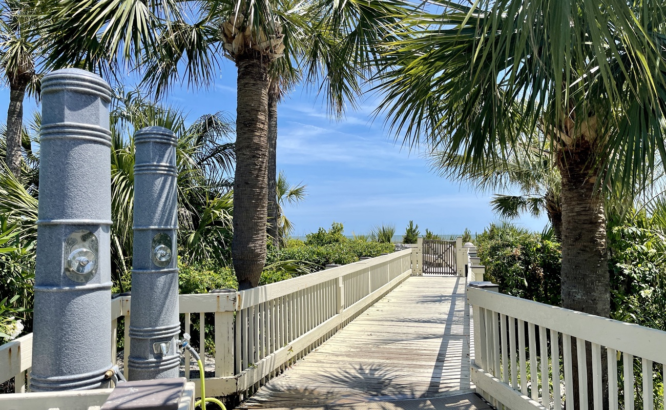 Beach Path and Showers
