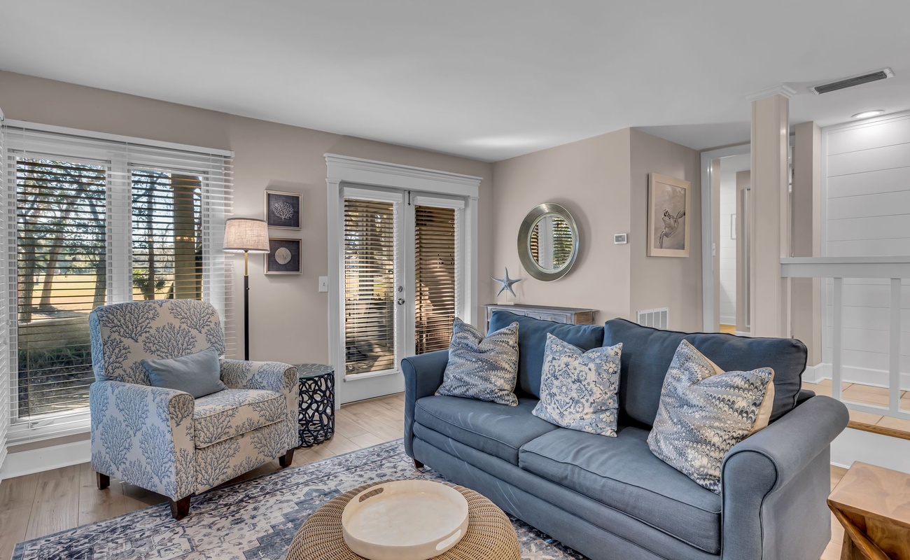 1671 St. Andrew's Common Photo