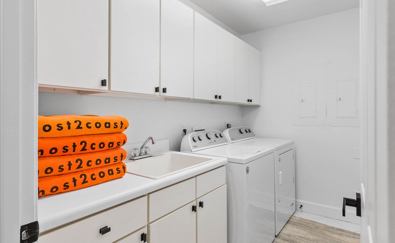 Laundry Room with host2coast Towels