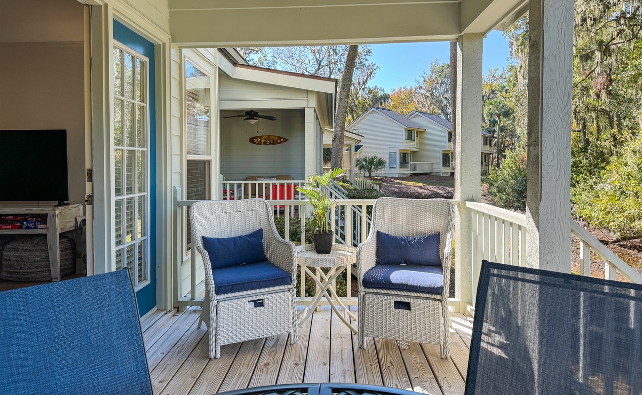 Patio with Grill