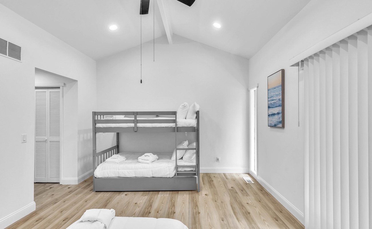 Guest Bedroom with Full and Bunk Bed