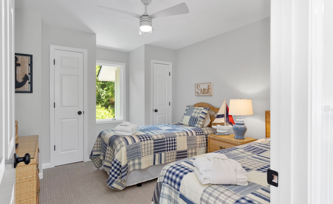 Downstairs Twin Room