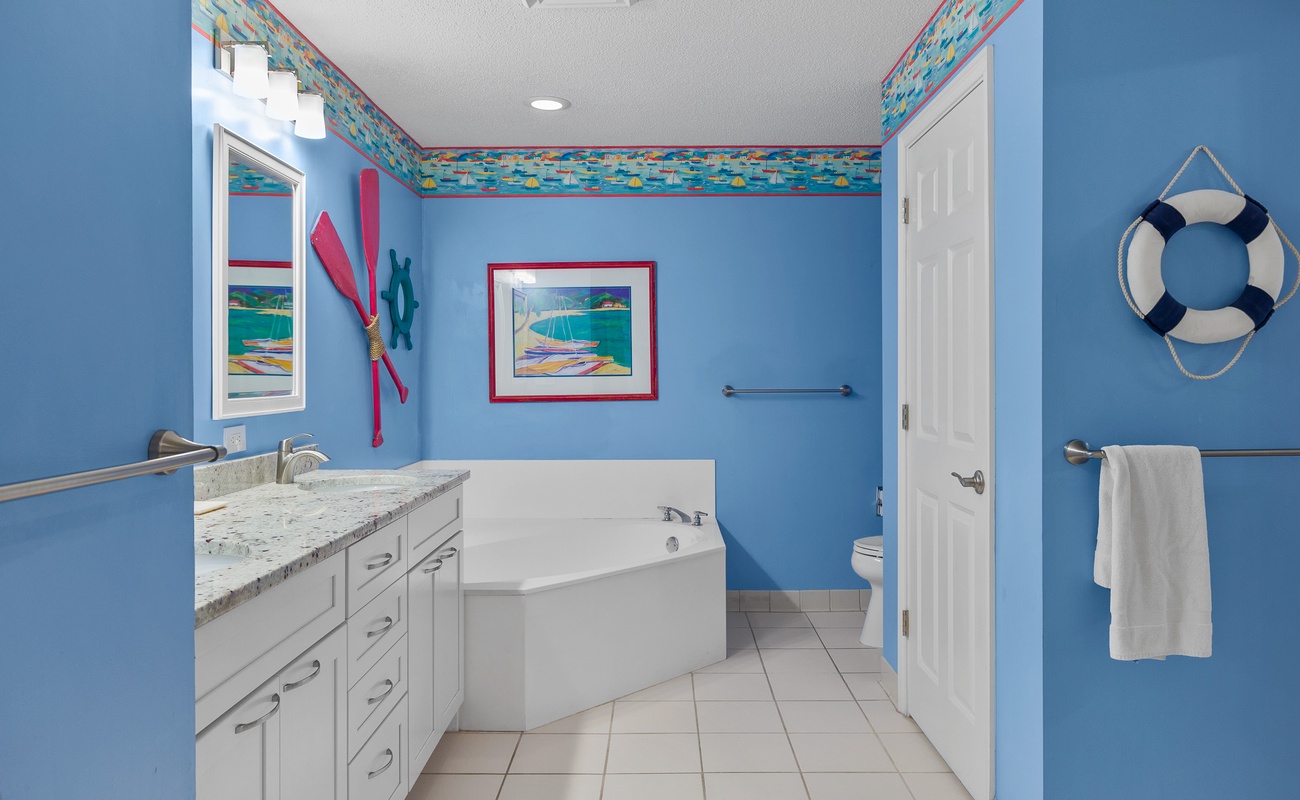 2nd Primary Suite Bathroom