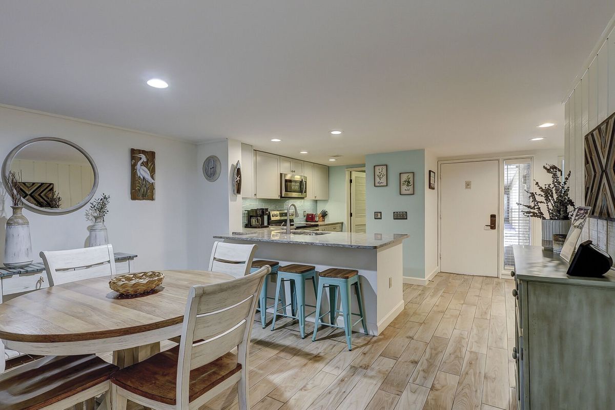 479 Plantation Club Photo