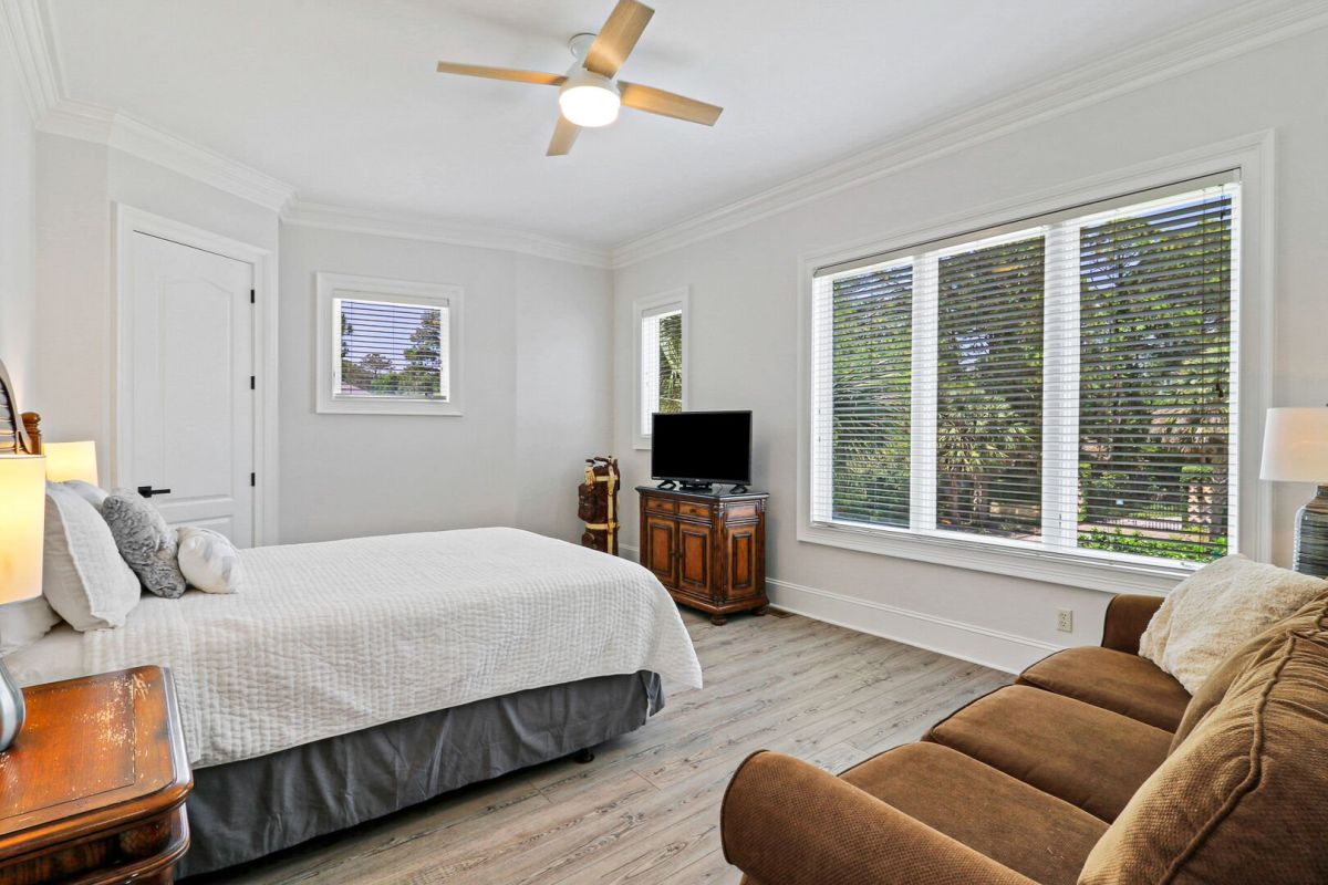 Guest Bedroom with Queen Sleeper Sofa