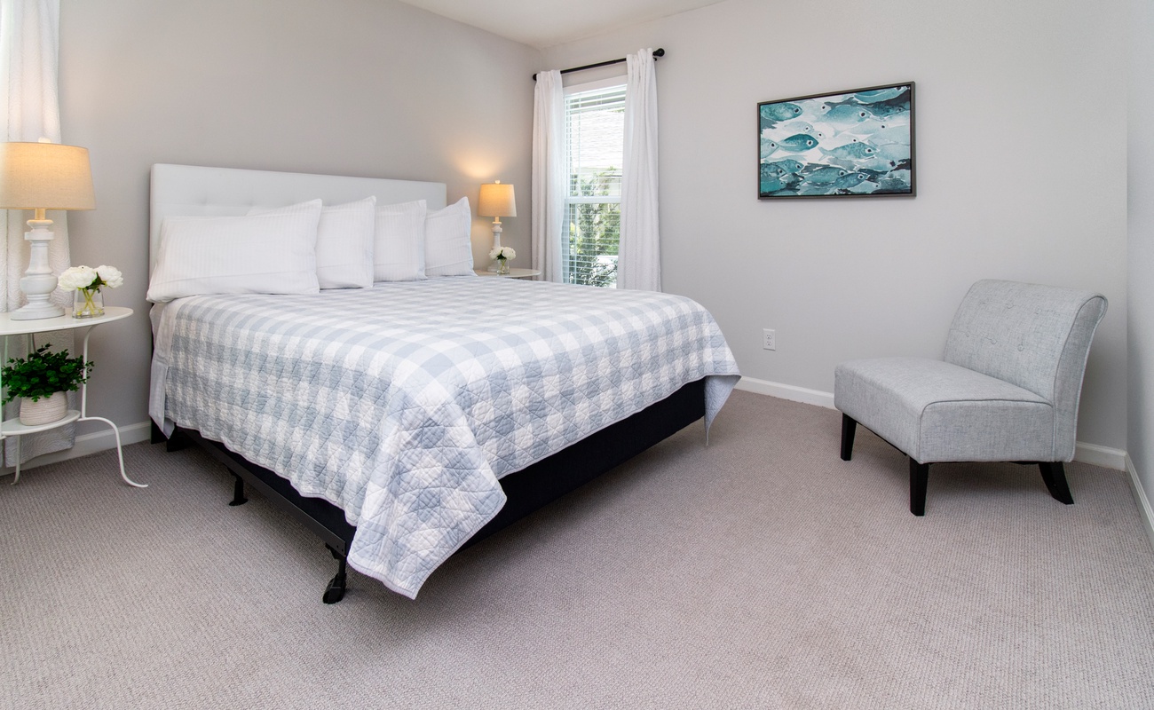 Guest King Bedroom