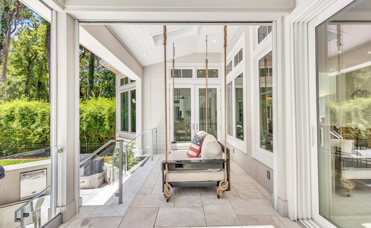Large Screened-In Porch