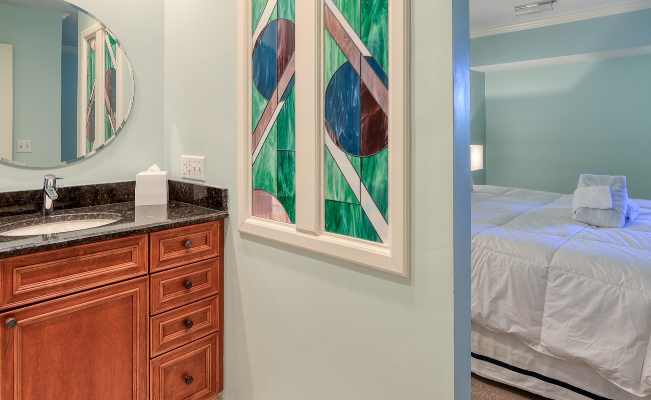 Primary Suite and Bathroom