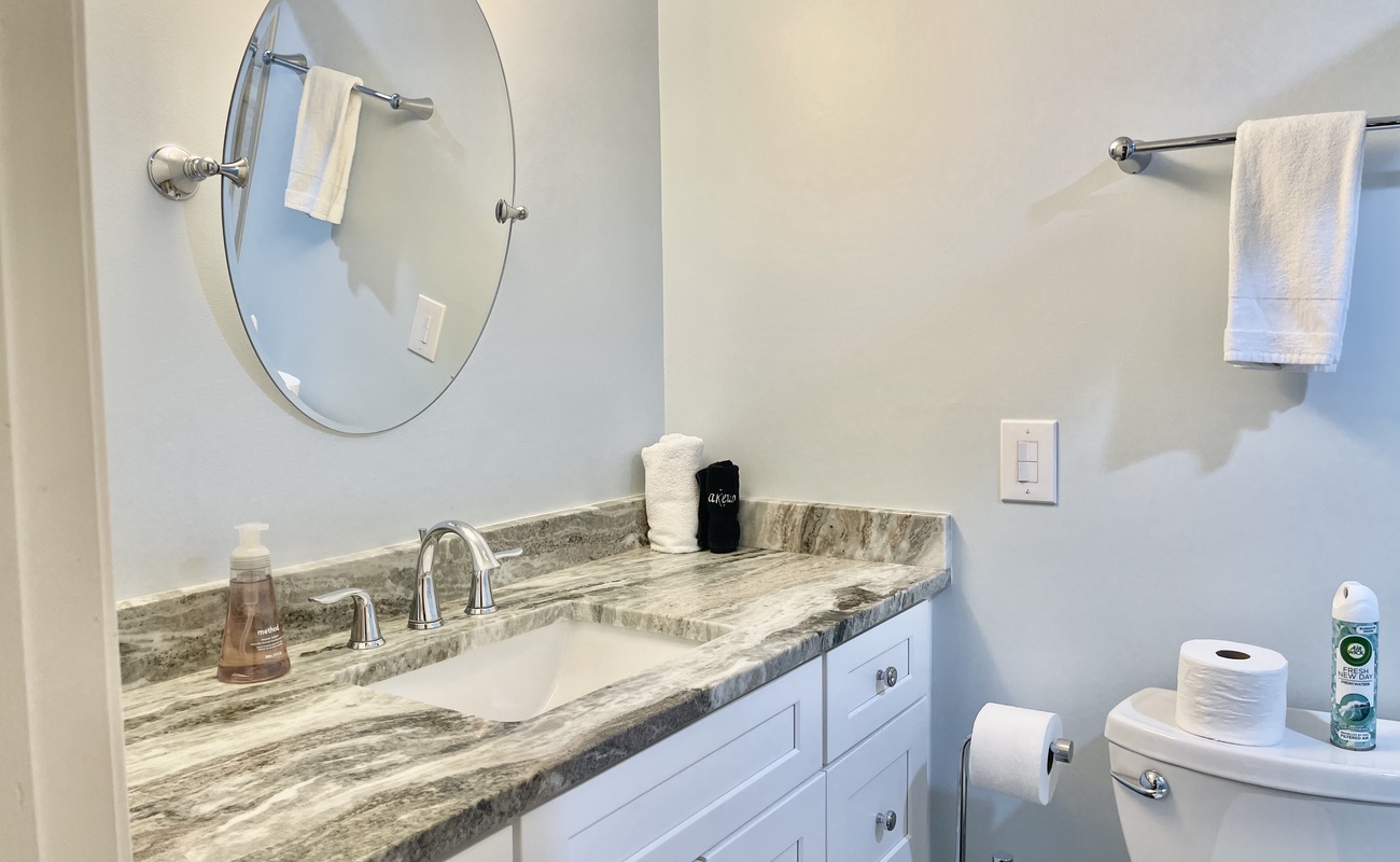 Bathroom for 3 Twin Room