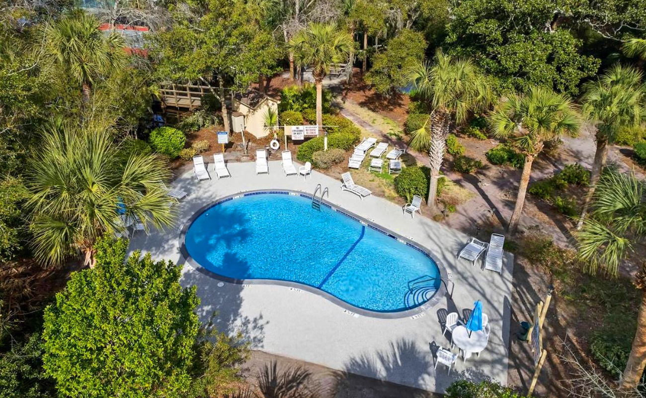 Xanadu Villas Community Pool