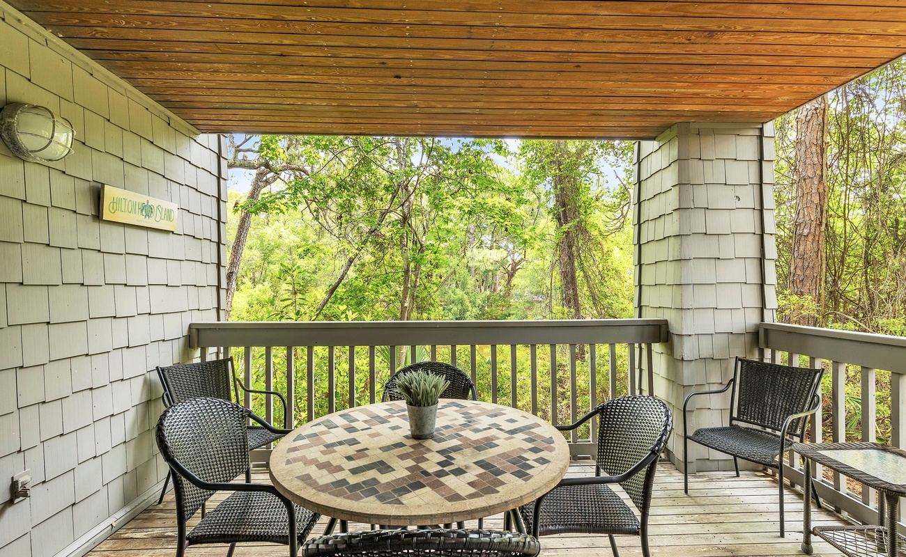 Private Balcony with Ample Seating!