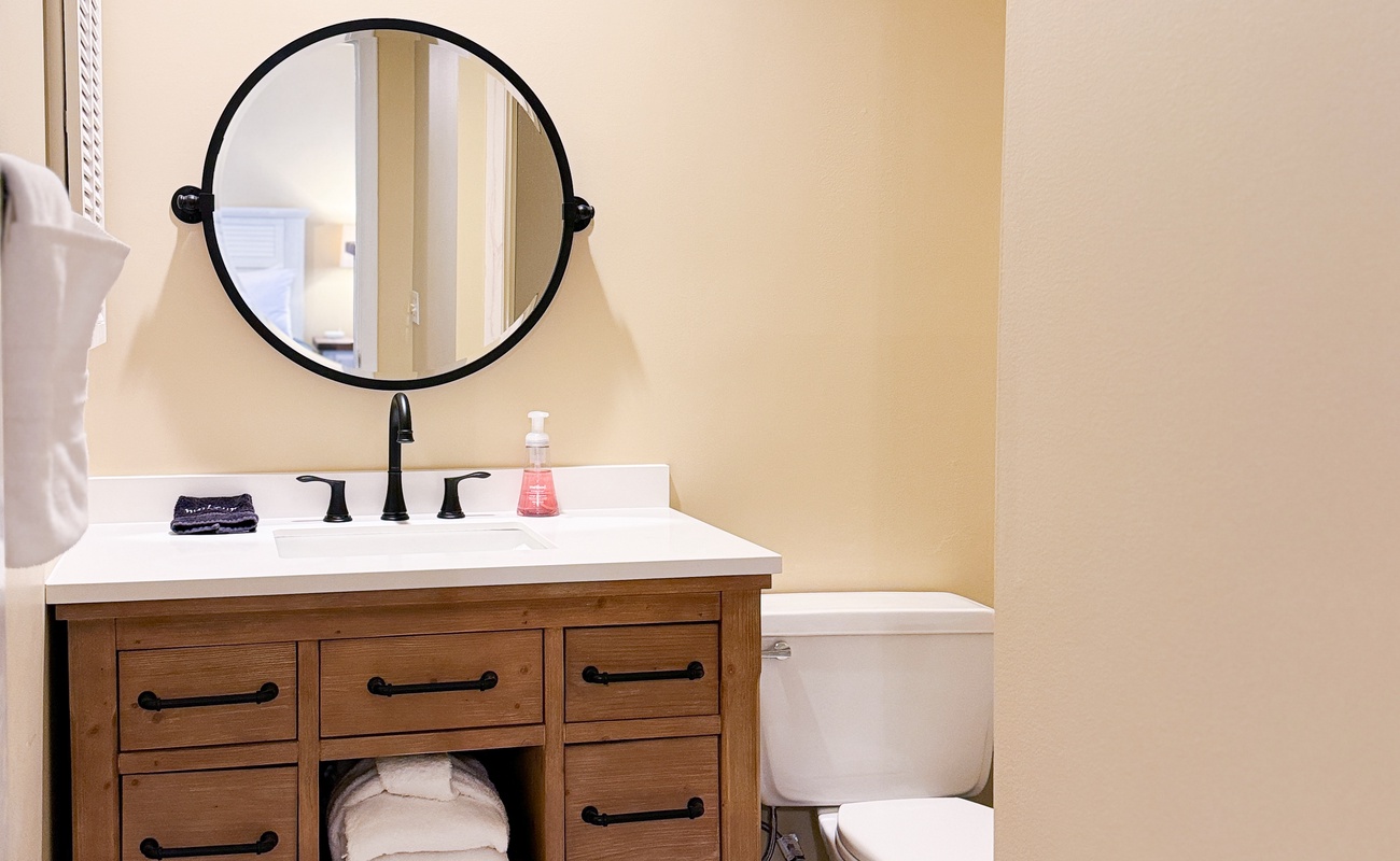 2nd Primary Suite Bathroom