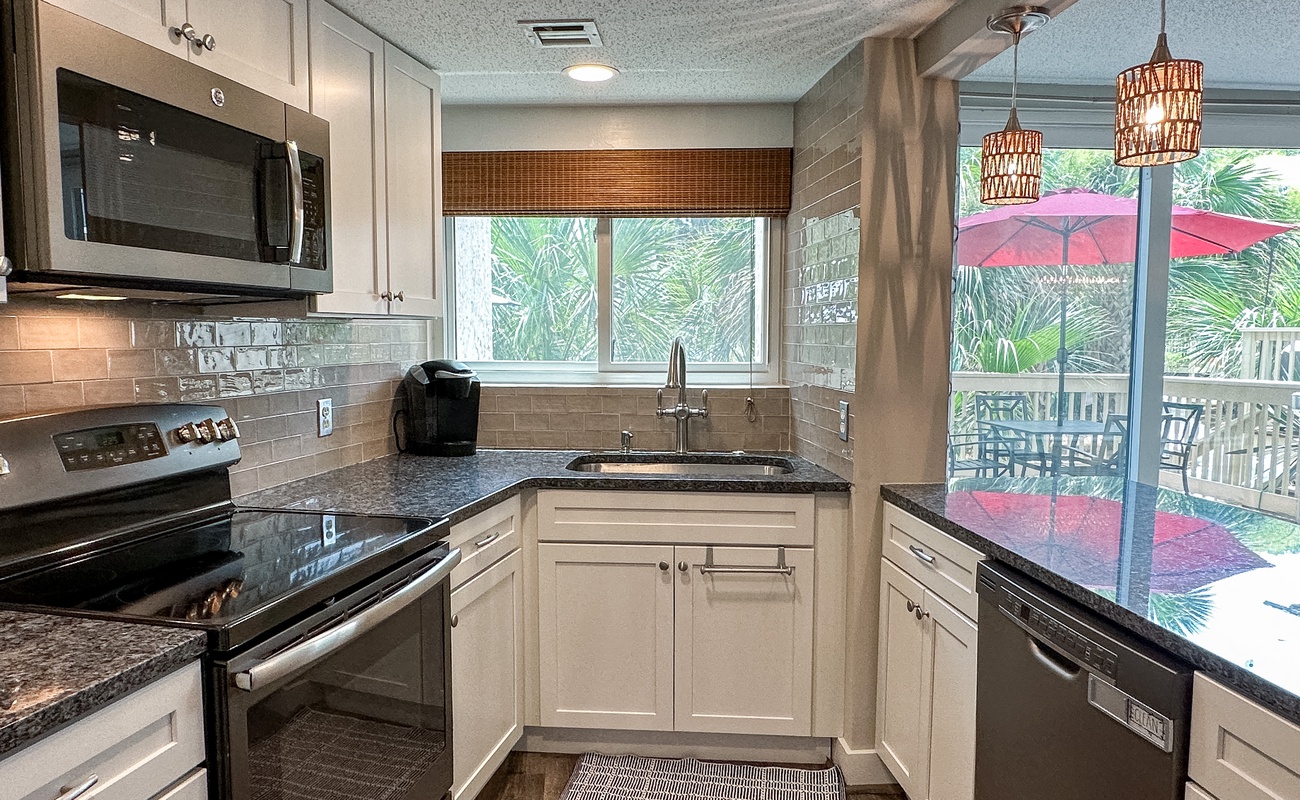 Kitchen with Laundry