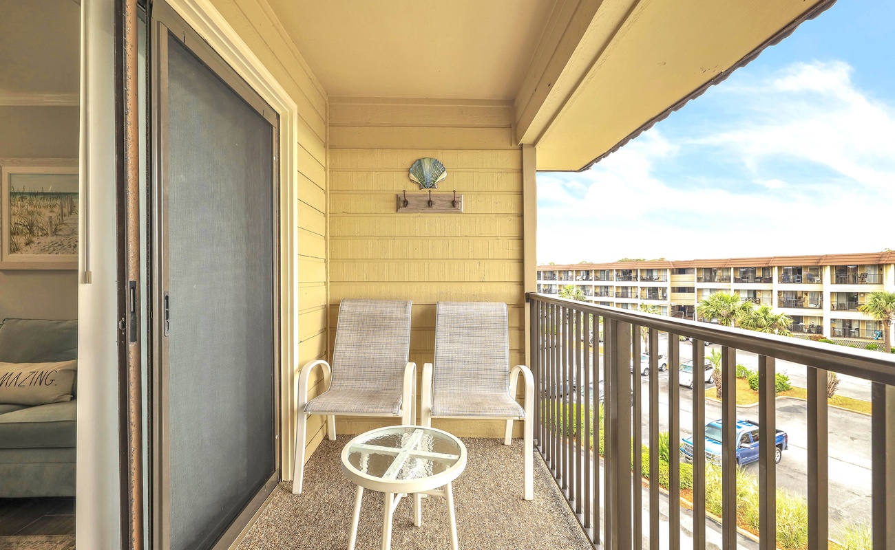 Private Balcony with Views of Pool and Ocean
