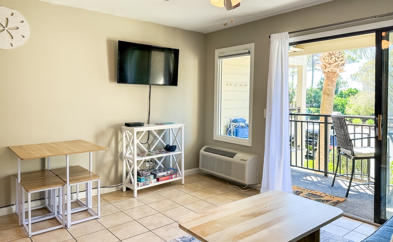 Living Area with Balcony with Ocean View