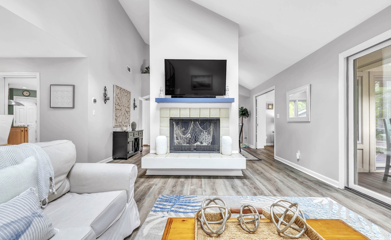 Open Living Space with Deck Access