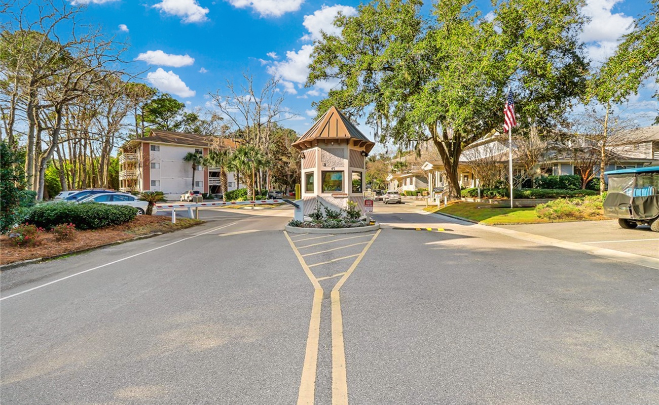 Private Parking Lot with Guard