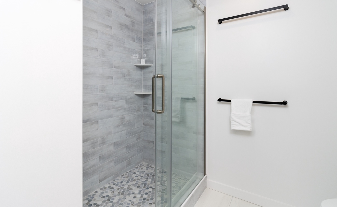 Primary Suite Bathroom