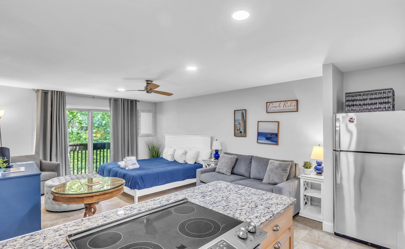 1663 Bluff Villas Photo