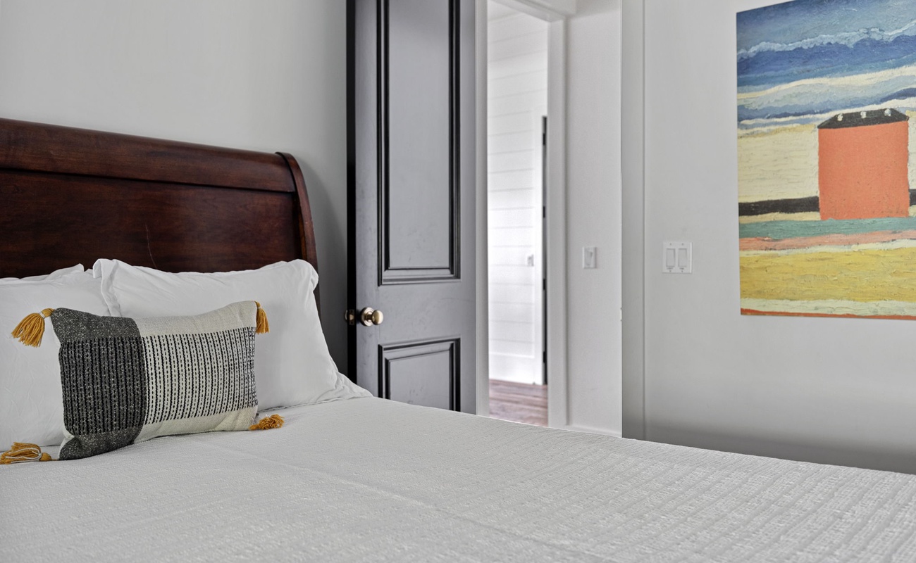 Professional interior design, upscale fabrics, lush colors. Ooh-la-la!