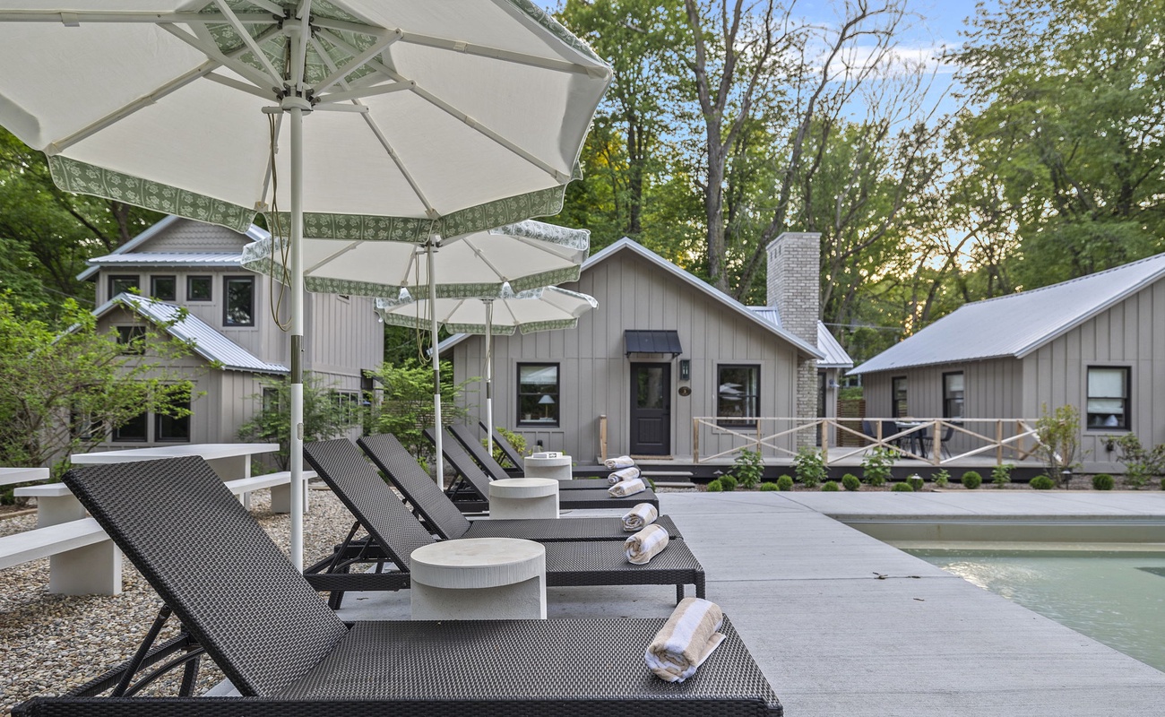 Sun, fun, and a splash of relaxation!