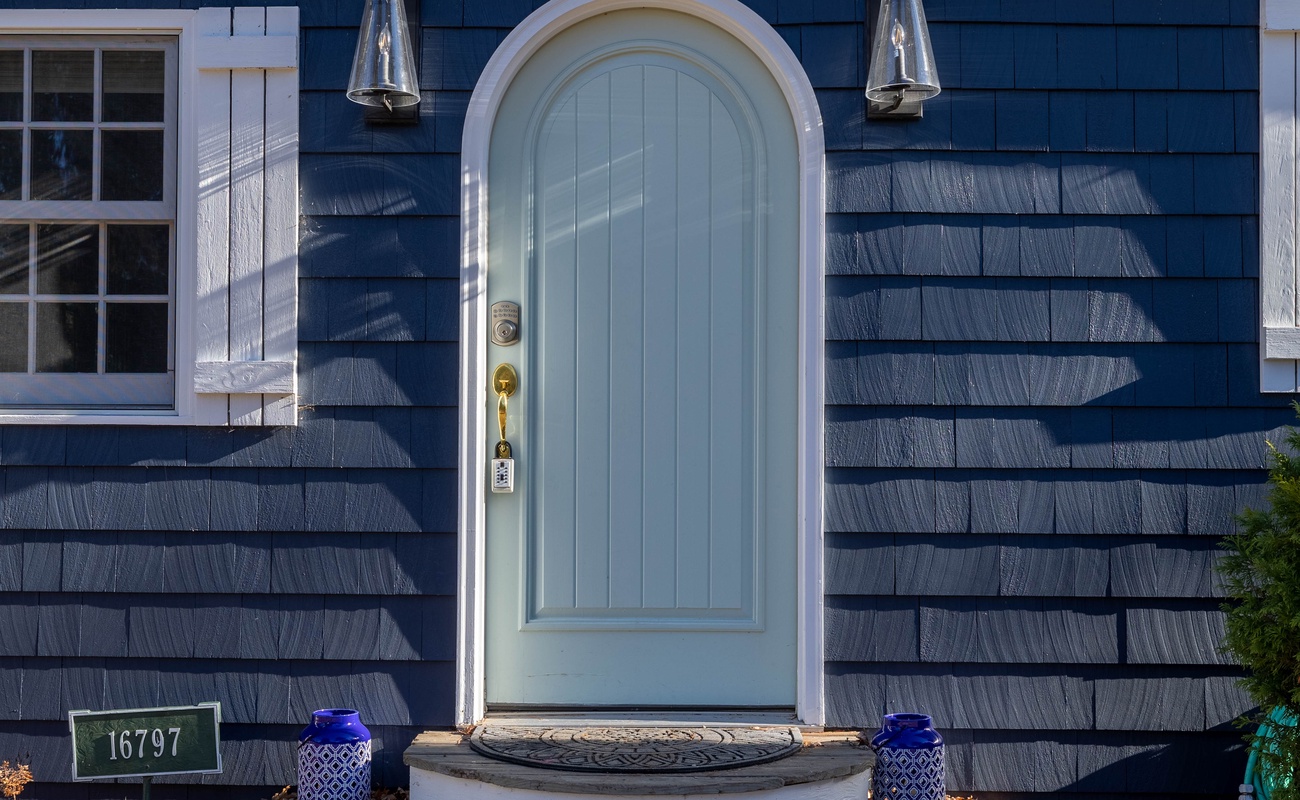 We are delighted to have you as our guest.