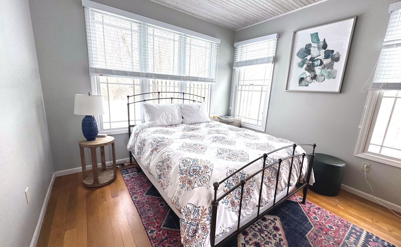 Bedroom 1 is on the main level & has a queen size bed.