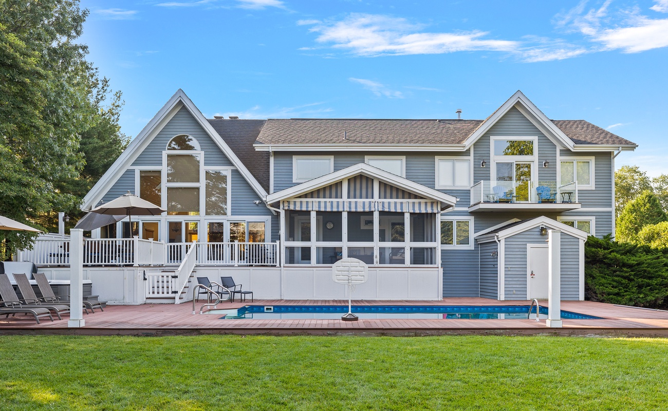 Main Destination is a wonderful home for your group vacation.