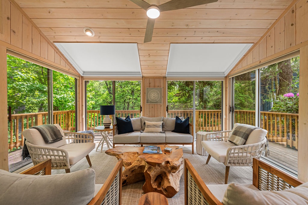 Sip, chat, or just stare at the trees—your forest lounge awaits.