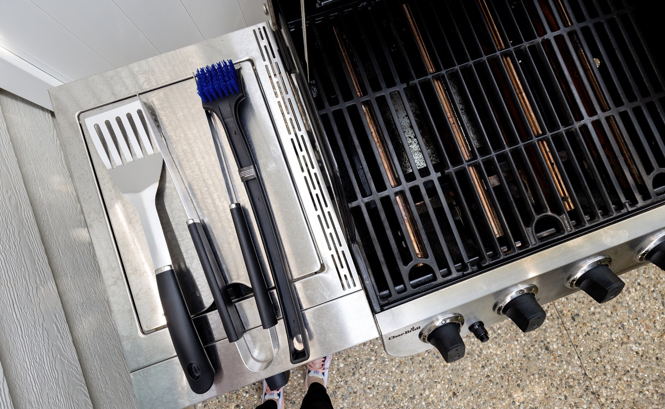 Grill tools prepped—just add burgers.