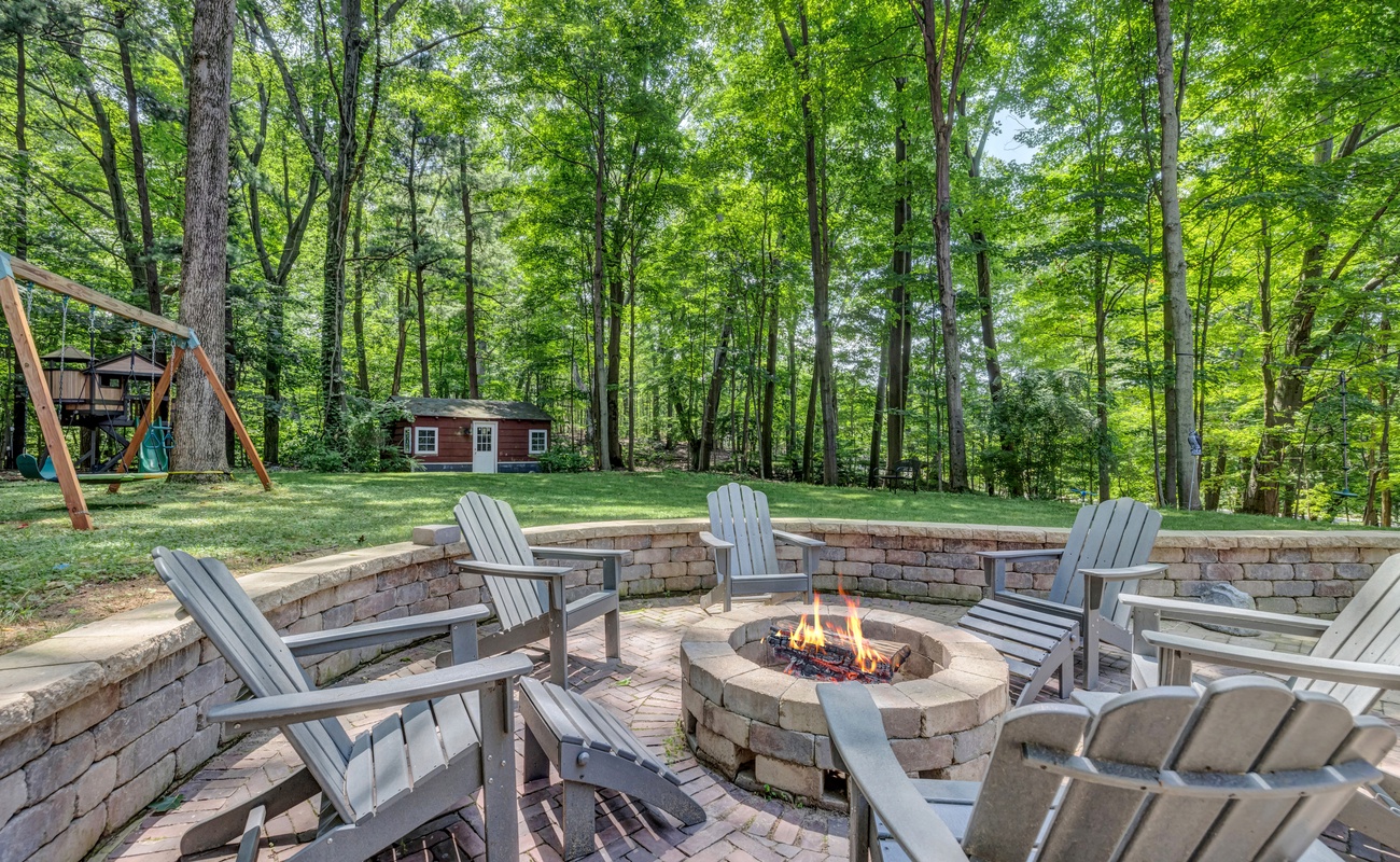 The perfect spot for s’mores, stories, and starlit skies.