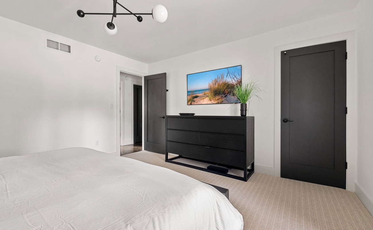 A space so calm, even your thoughts will relax.