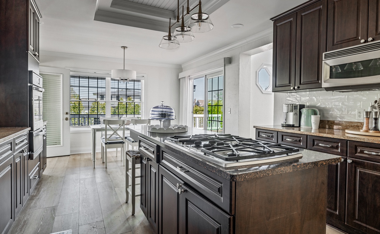 Coffee station, sunny nook, and a chef’s island—what more could your morning need?