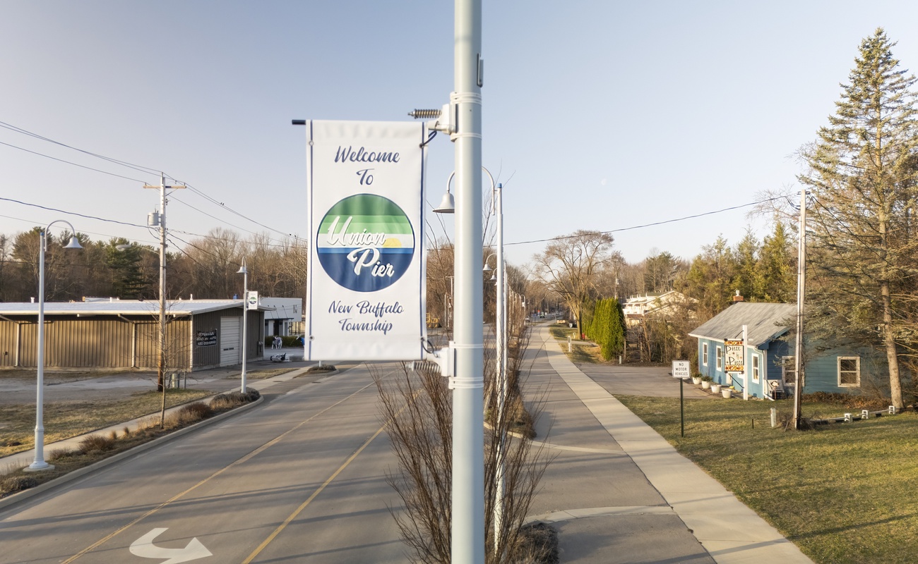 Discover Union Pier—laid-back vibes, upscale stays.