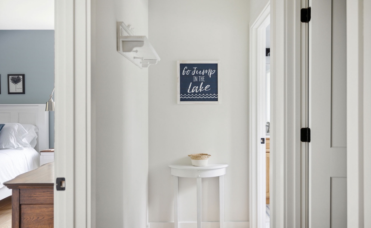 Stay organized with plenty of counter and closet space!